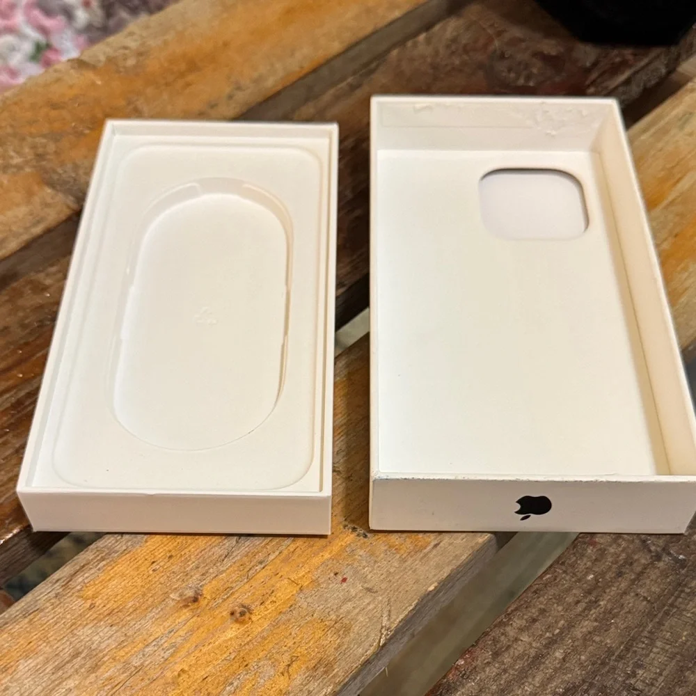 Apple iPhone 16 Pro Max - Box Only